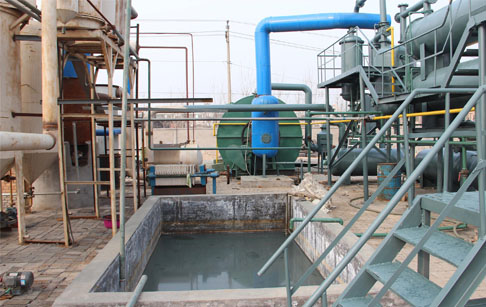 How does the tyre pyrolysis plant work?
