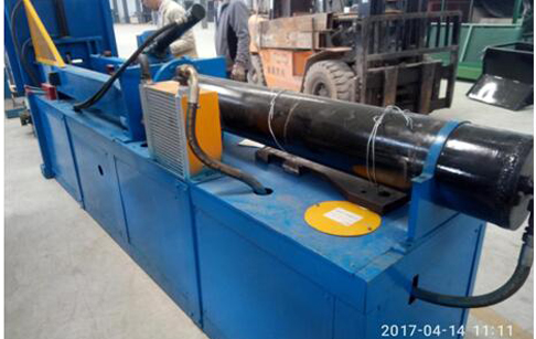 Waste tire cutting machine loading for customer from Senegal