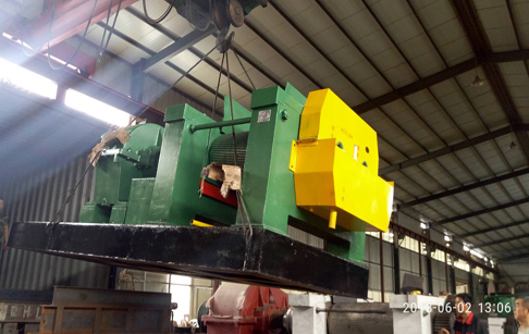 Kazakhstan customers one set waste tire recycling to rubber powder machine was shipped yesterday