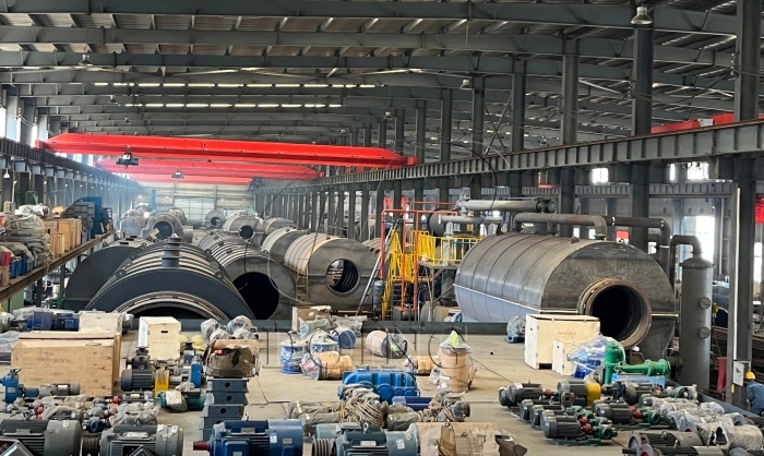 700-炼油工厂.jpg