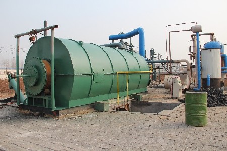 Waste plastic to oil plant