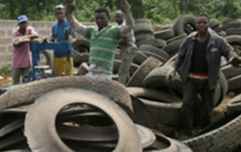 Nigeria waste tire recycling to oil machine