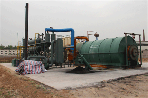 Convert plastic waste to fuel oil machine