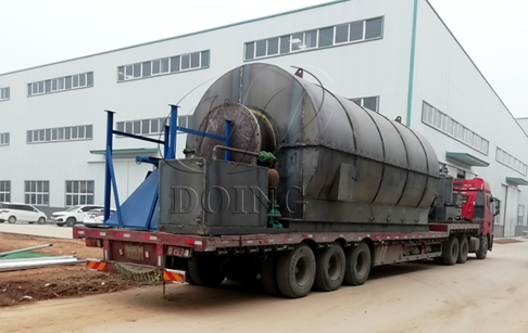 Two sets 12T/D waste tyre recycling to oil plants delivered to Liaoning, China