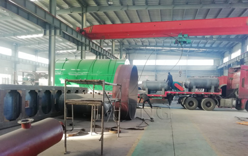 Two sets 12T/D waste tyre pyrolysis to oil machine delivered to local city in Henan, China