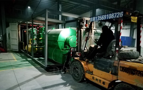 500kg/D customized waste tyre to oil equipment to Switzerland on delivery