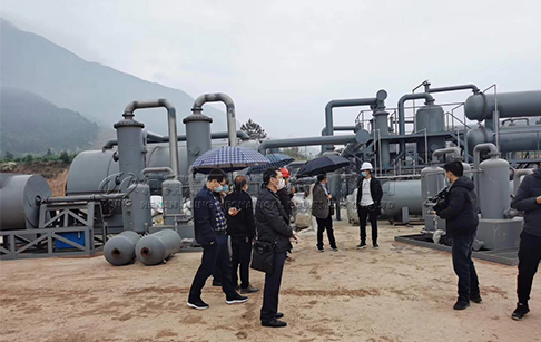 Government officials inspect DOING waste tyre pyrolysis plant project site