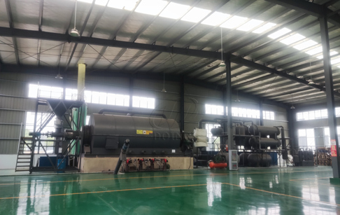 A set of 10TPD oil sludge pyrolysis machine was delivered to Canada