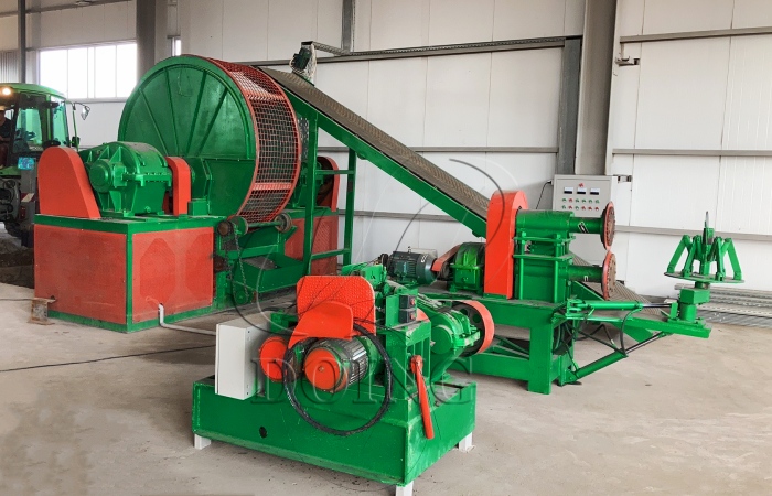 waste tyre shredding crushing machine