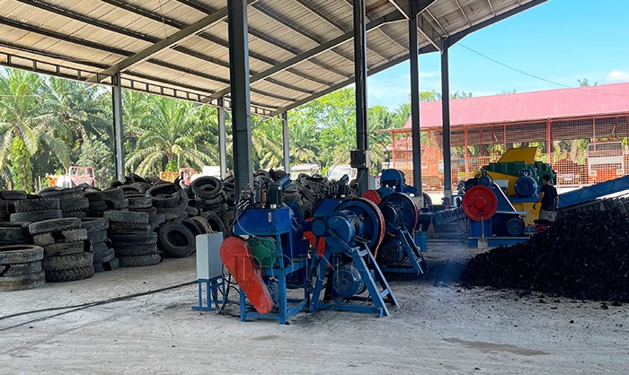 tire cutting shredding machine