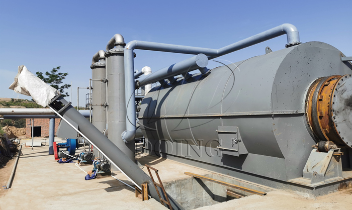 Outdoor installation site of the pyrolysis plant DOING waste pyrolysis plant